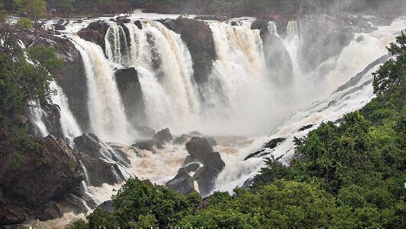 Exploring the beautiful Nilgiris in Toyota Glanza