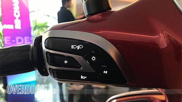 Bajaj Chetak All-electric OVERDRIVE (2)