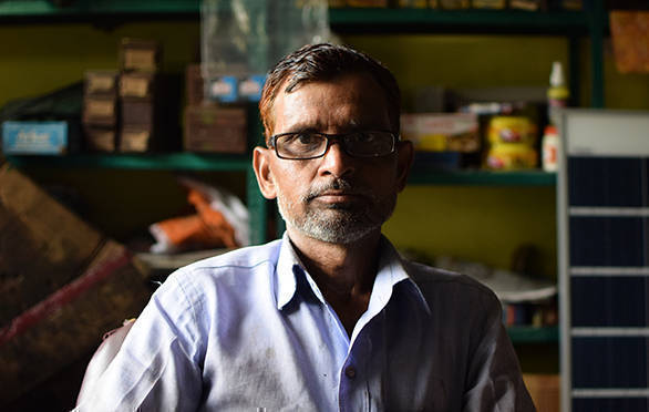 Shamsuddin at his workplace at Palika Bazar, near Tasveer Mahal, Aligarh
