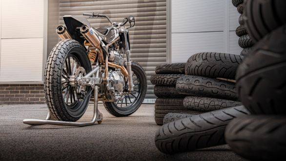 Royal Enfield Twins FT Flat Track EICMA 2019