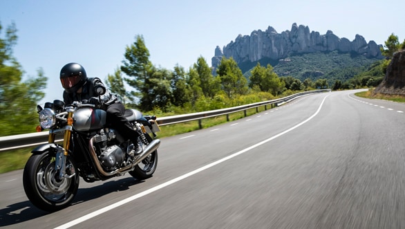 Image Gallery: 2020 Triumph Thruxton RS