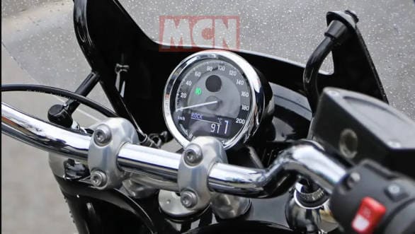 Near-production ready BMW R 18 cruiser spied