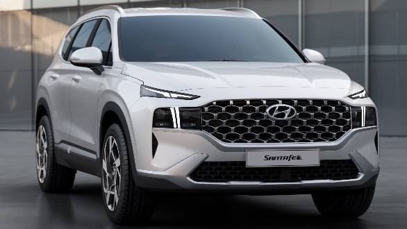 Hyundai unveils 2020 Santa Fe for international markets, on new hybrid-ready platform