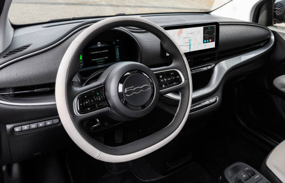 Fiat 500 La Prima limited edition costs as much as a luxury sedan