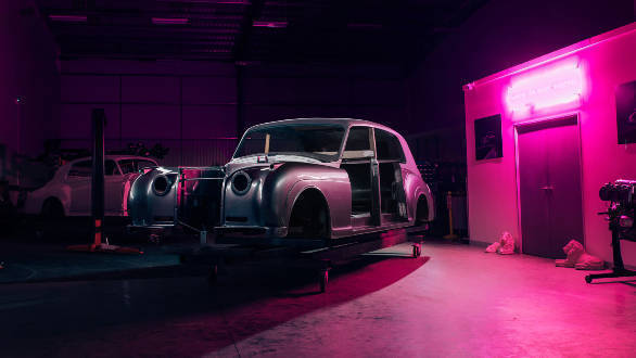 Lunaz makes the classic Rolls-Royce Phantom V go electric