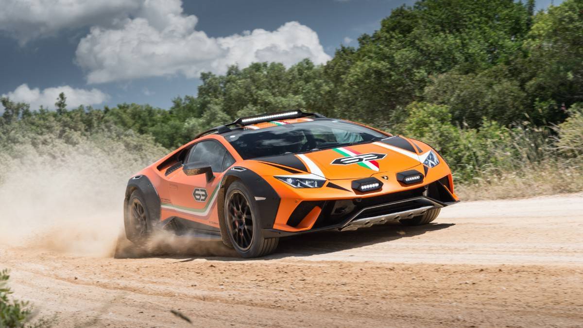 Lamborghini Huracan Sterrato makes global debut as first all