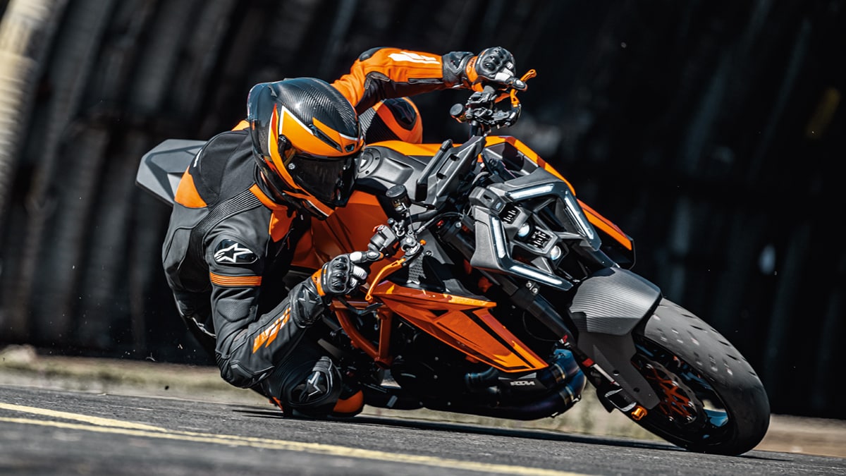 KTM 890 Duke R and 1390 Super Duke R launched in India - Overdrive