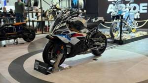 2025 BMW S1000RR launched for Rs 21.20 lakh at Auto Expo 2025